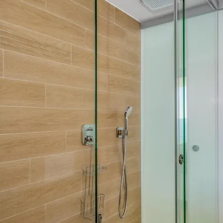 شقة Exclusive Seaview By Costarentals - Ref 02 فوينخيرولا